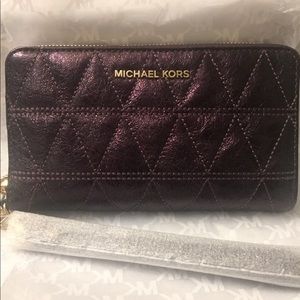 **NEW** Michael Kors Damson Phone Wristlet